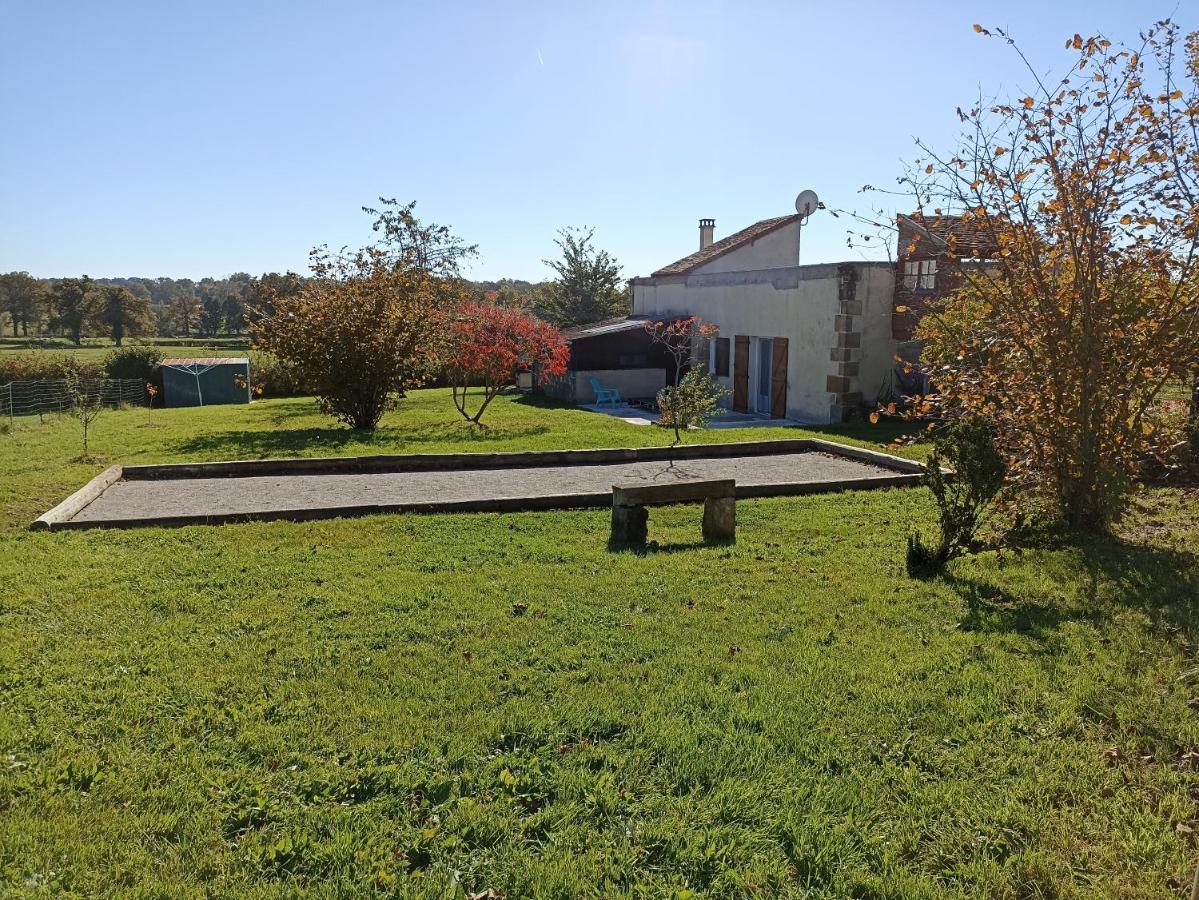 Gite De La Tuilerie Des Garandons Saint-Menoux Eksteriør bilde